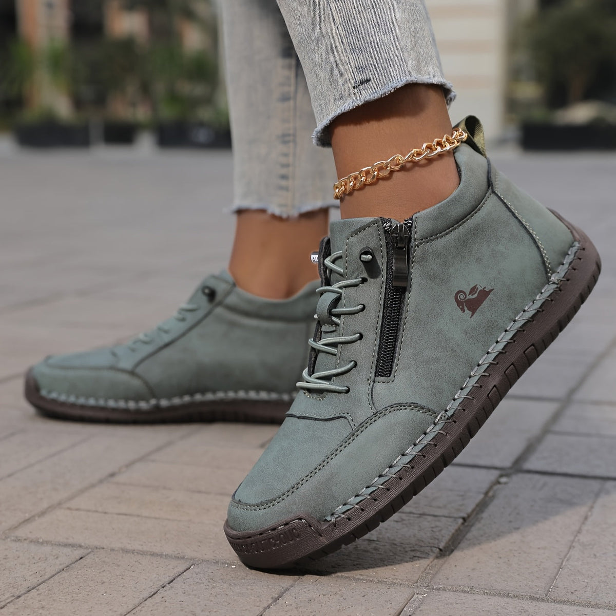 Eleanor™ – Hand-Stitched Slip-On Comfort Sneakers  | No-Bend Zipper, Wide Toe Box & All-Day Comfort